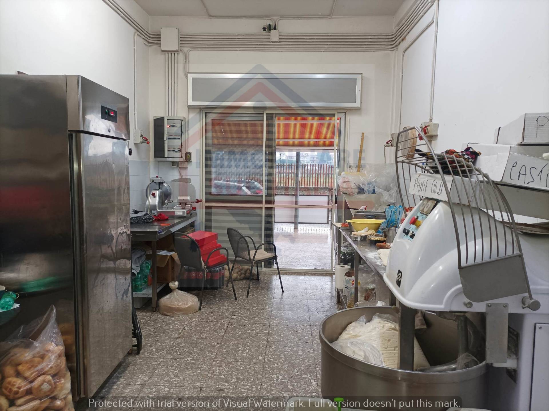 Attivit commerciale in vendita a Qualiano