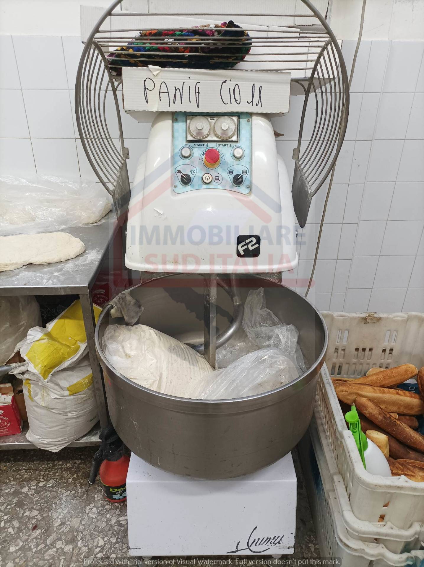 Attivit commerciale in vendita a Qualiano