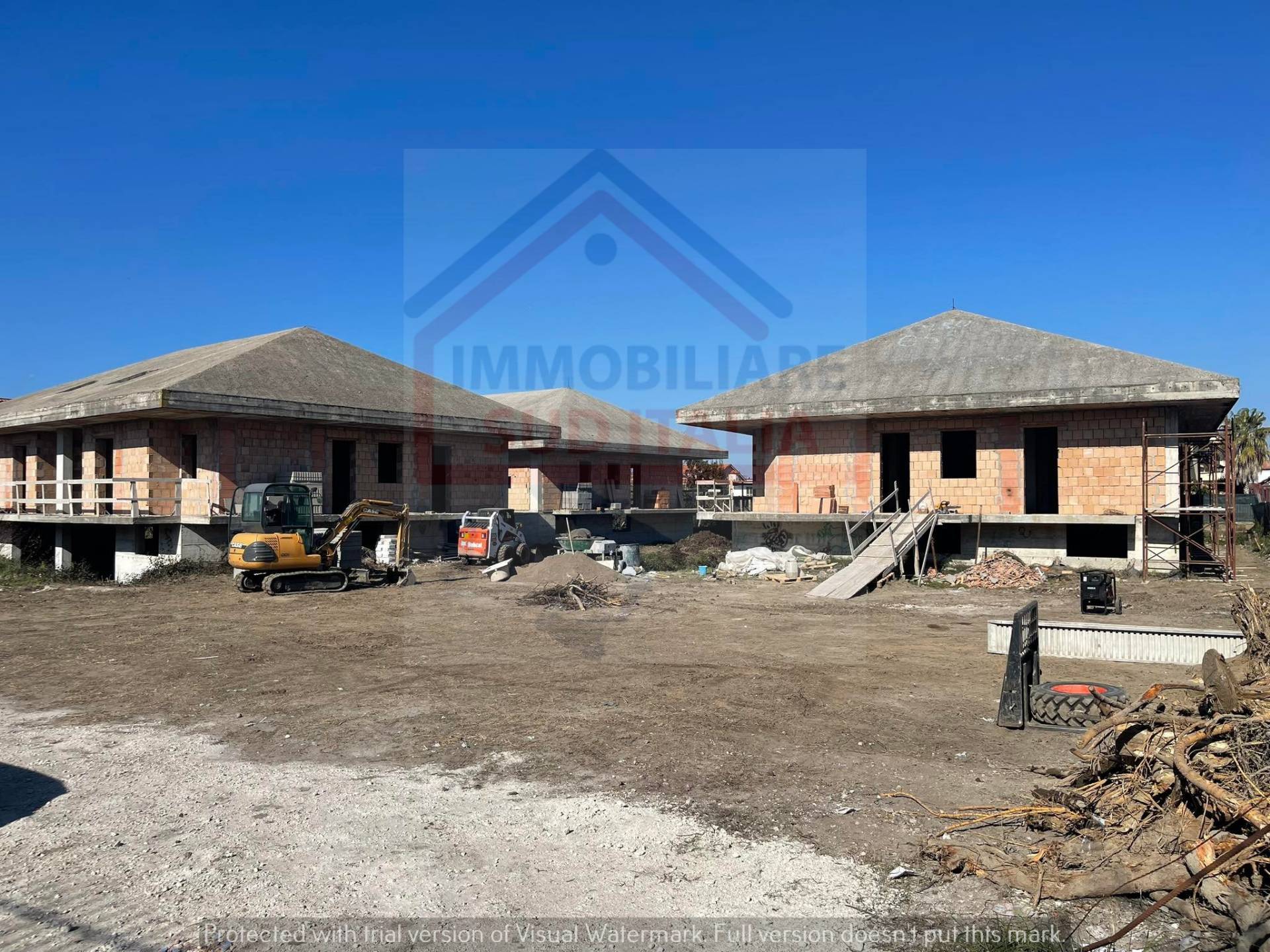 Villa in vendita a Giugliano in Campania, Varcaturo