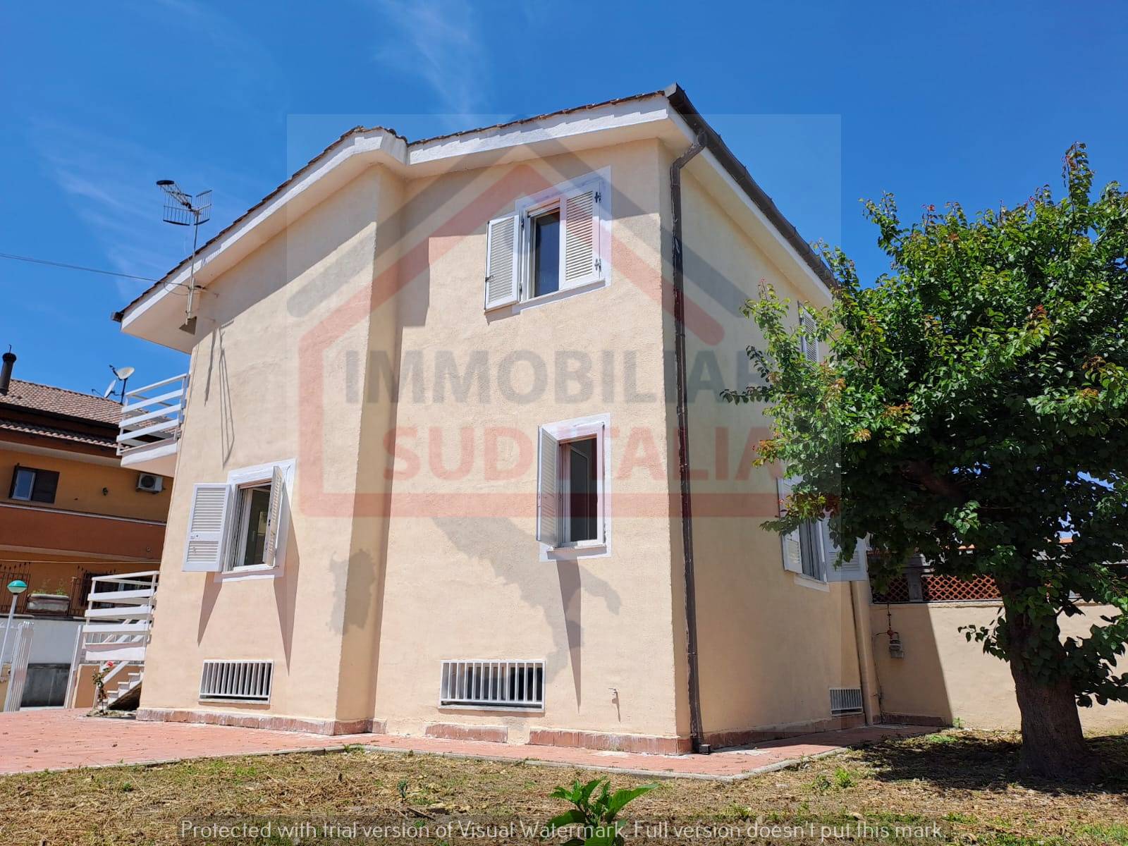 Villa in vendita a Giugliano in Campania, Varcaturo