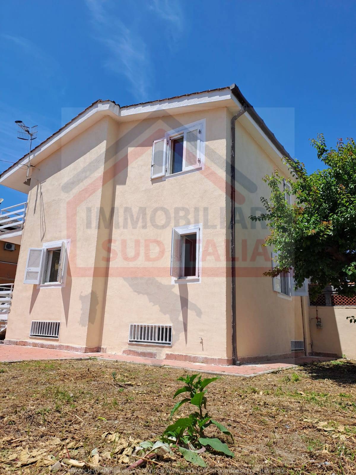 Villa in vendita a Giugliano in Campania, Varcaturo