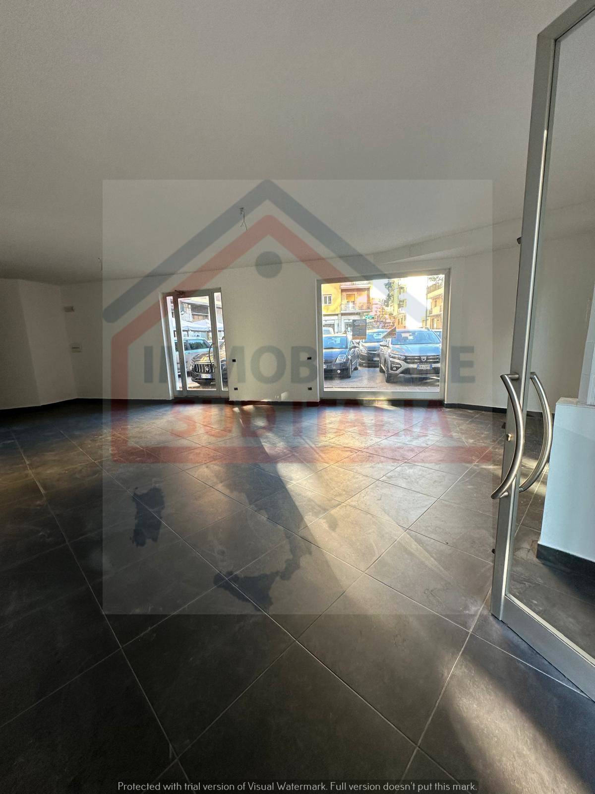 Locale commerciale in affitto a Avellino