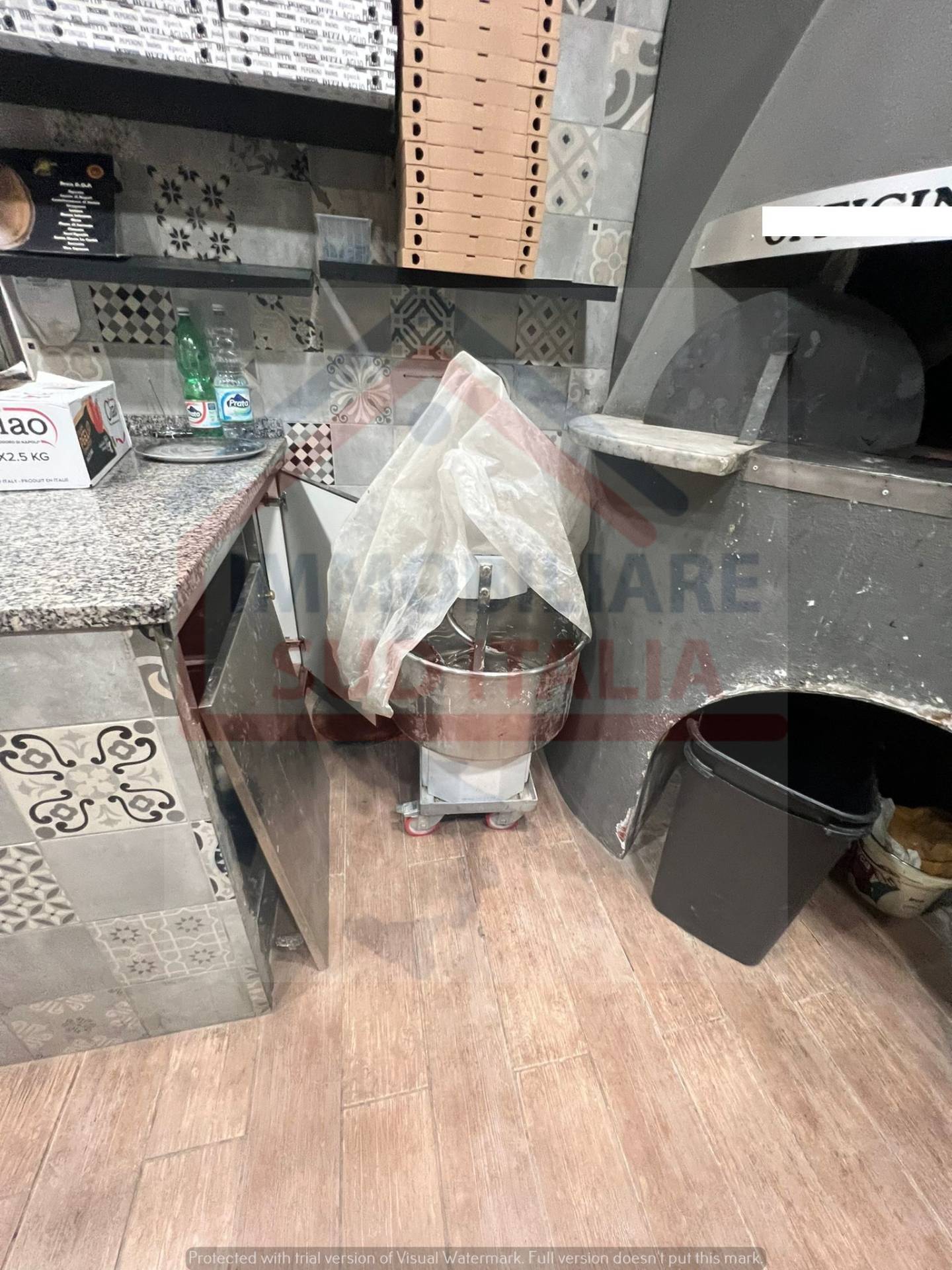 Attivit commerciale in vendita a Giugliano in Campania