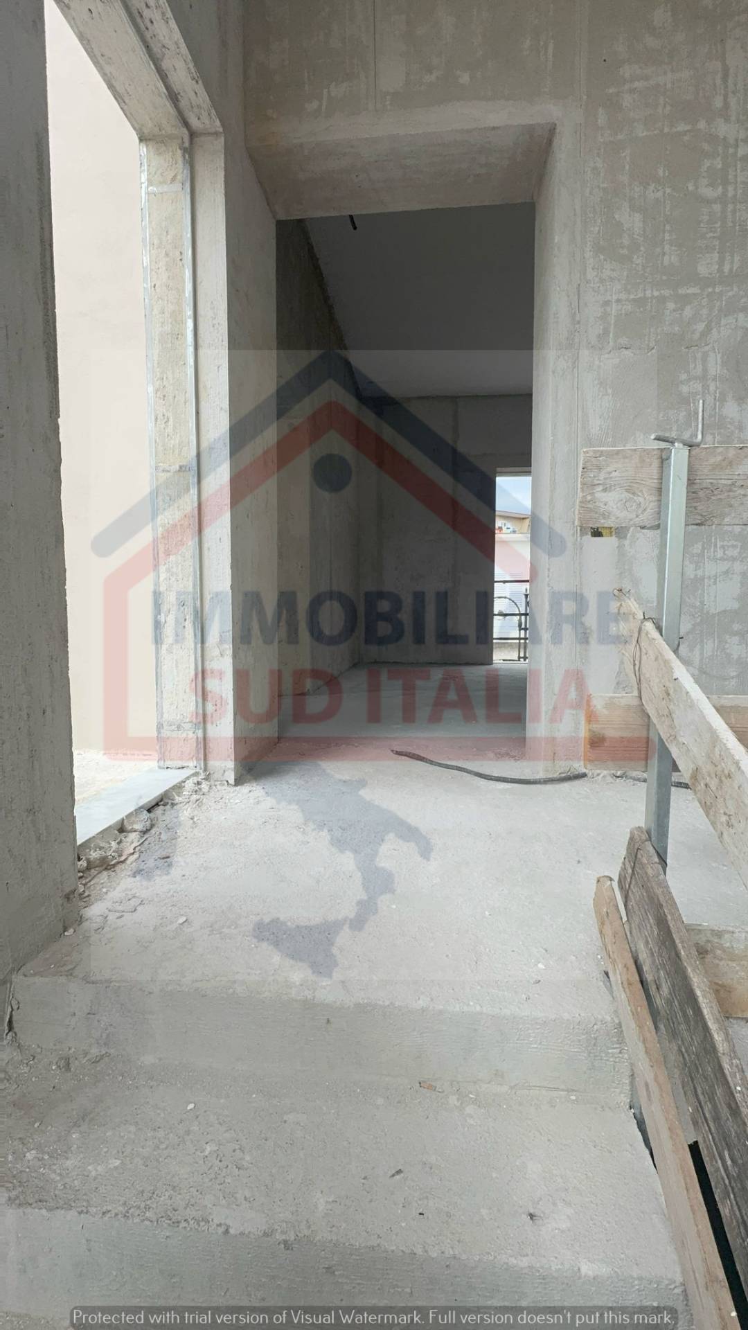 Locale commerciale in affitto a Qualiano