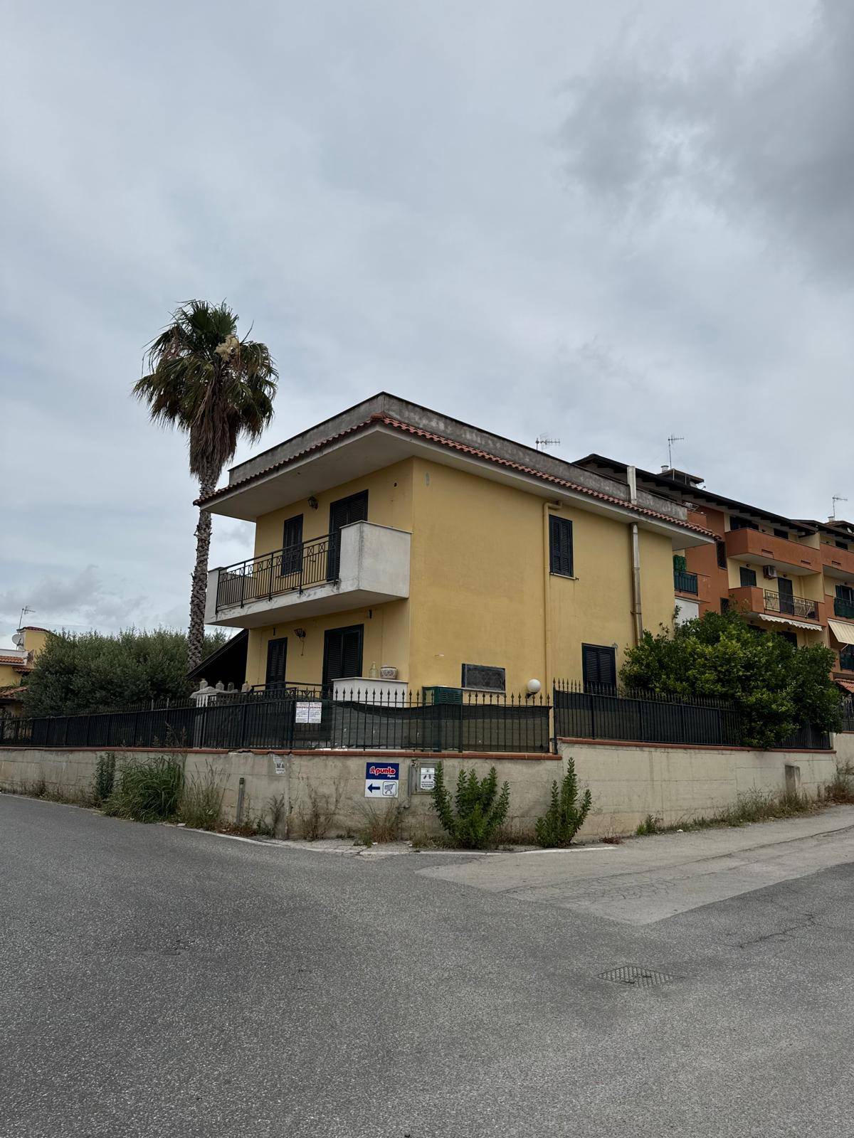 Villa in vendita a Giugliano in Campania, Licola