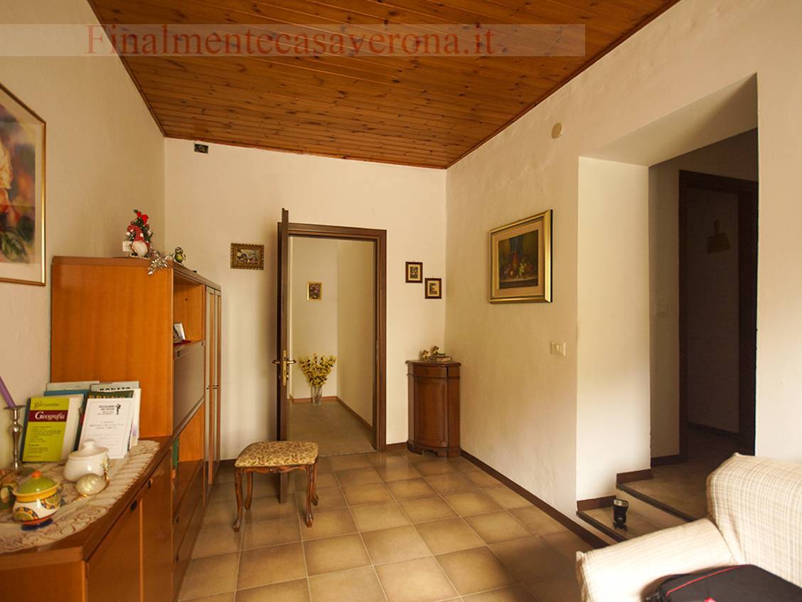 Rustico in vendita a Isera, Patone