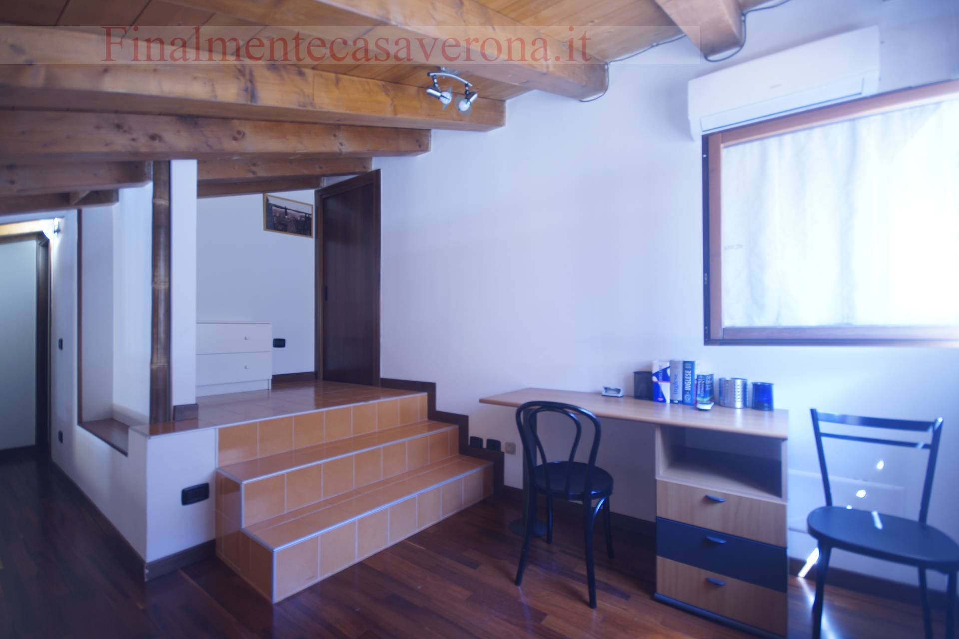 Appartamento in affitto a Verona, Centro storico