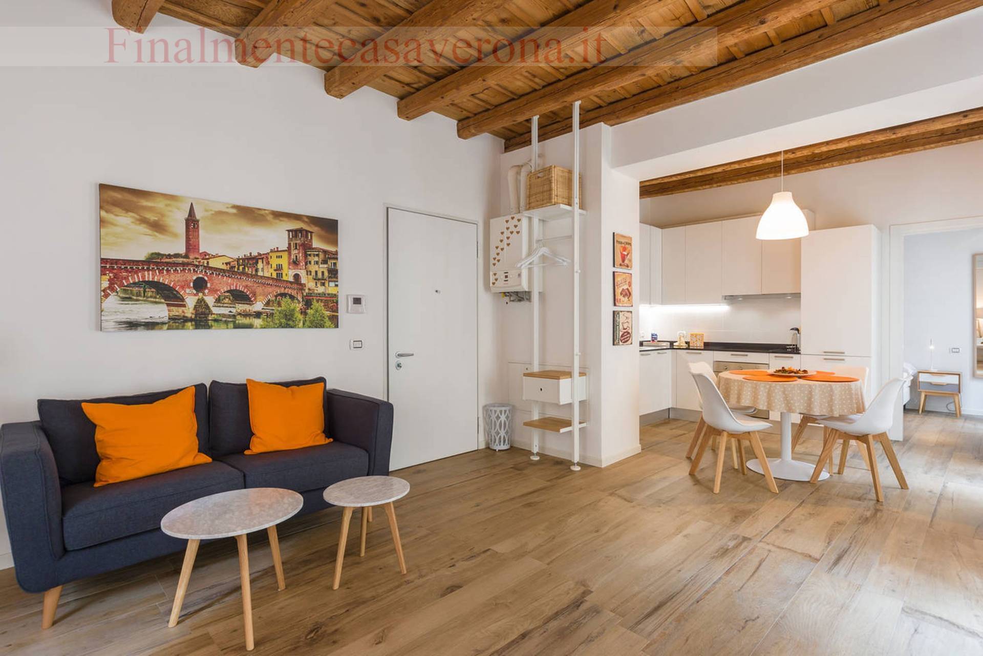Appartamento in affitto a Verona, Centro storico