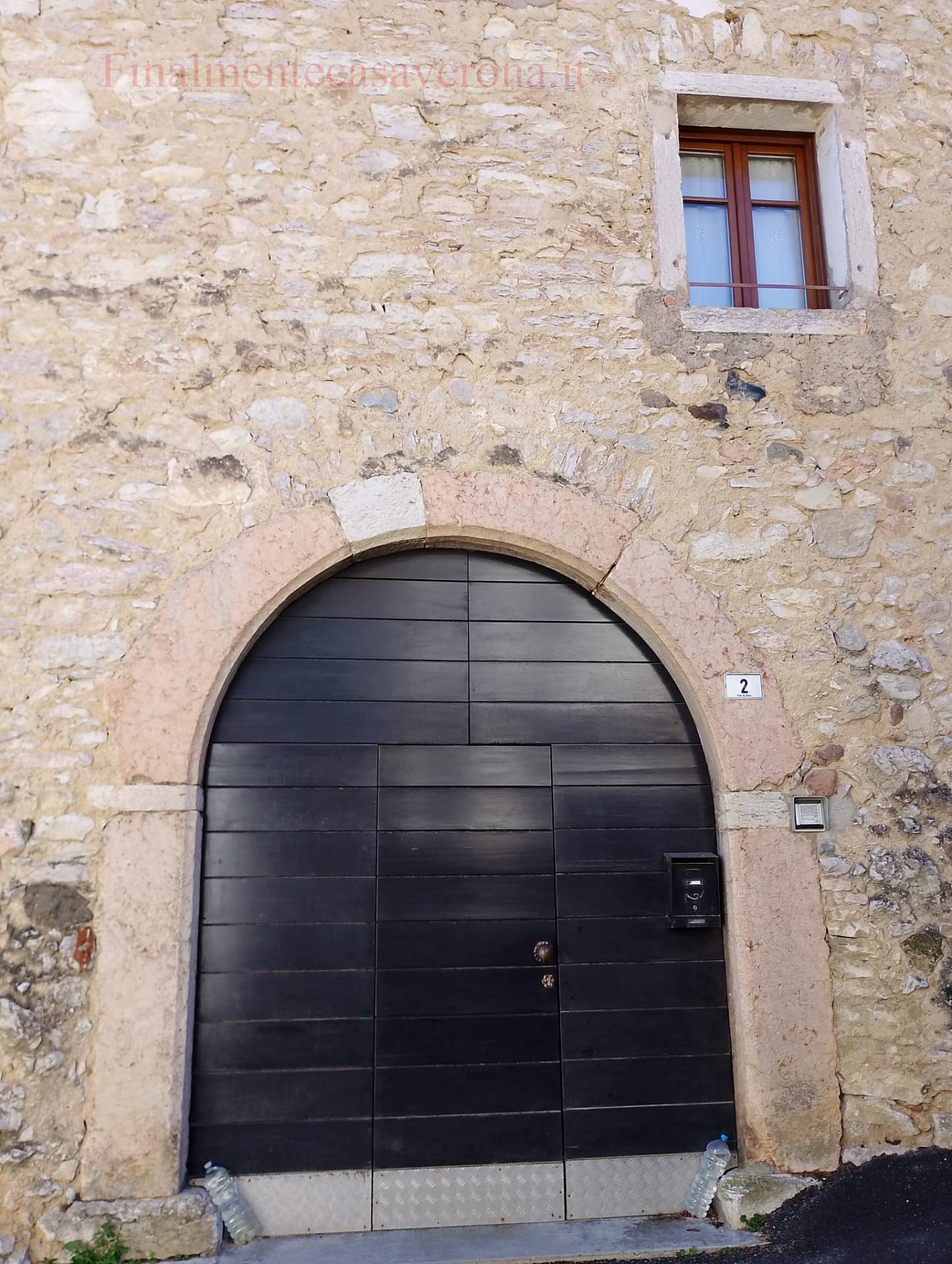 Rustico in vendita a Isera, Patone