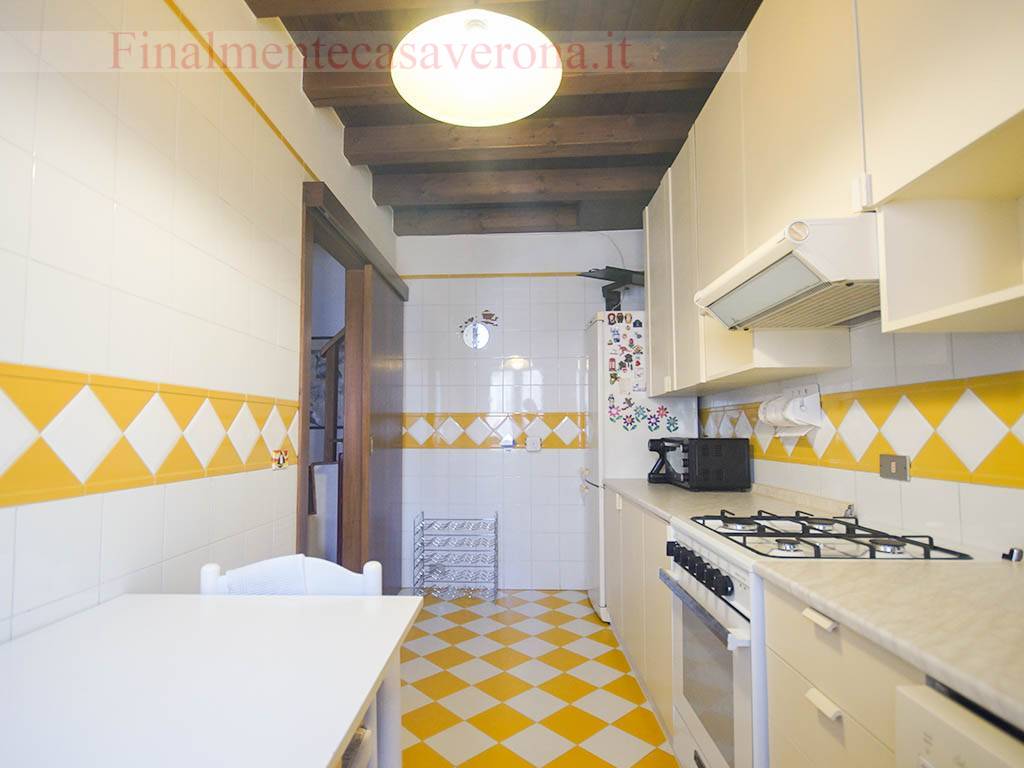 Appartamento Duplex in Affitto in affitto a Verona, Centro storico
