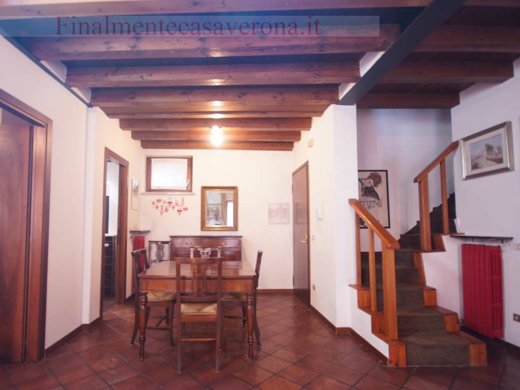 Appartamento Duplex in Affitto in affitto a Verona, Centro storico