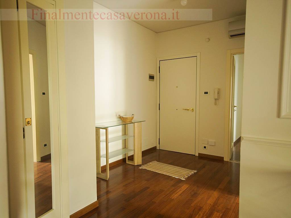 Appartamento in vendita a Verona, Stadio