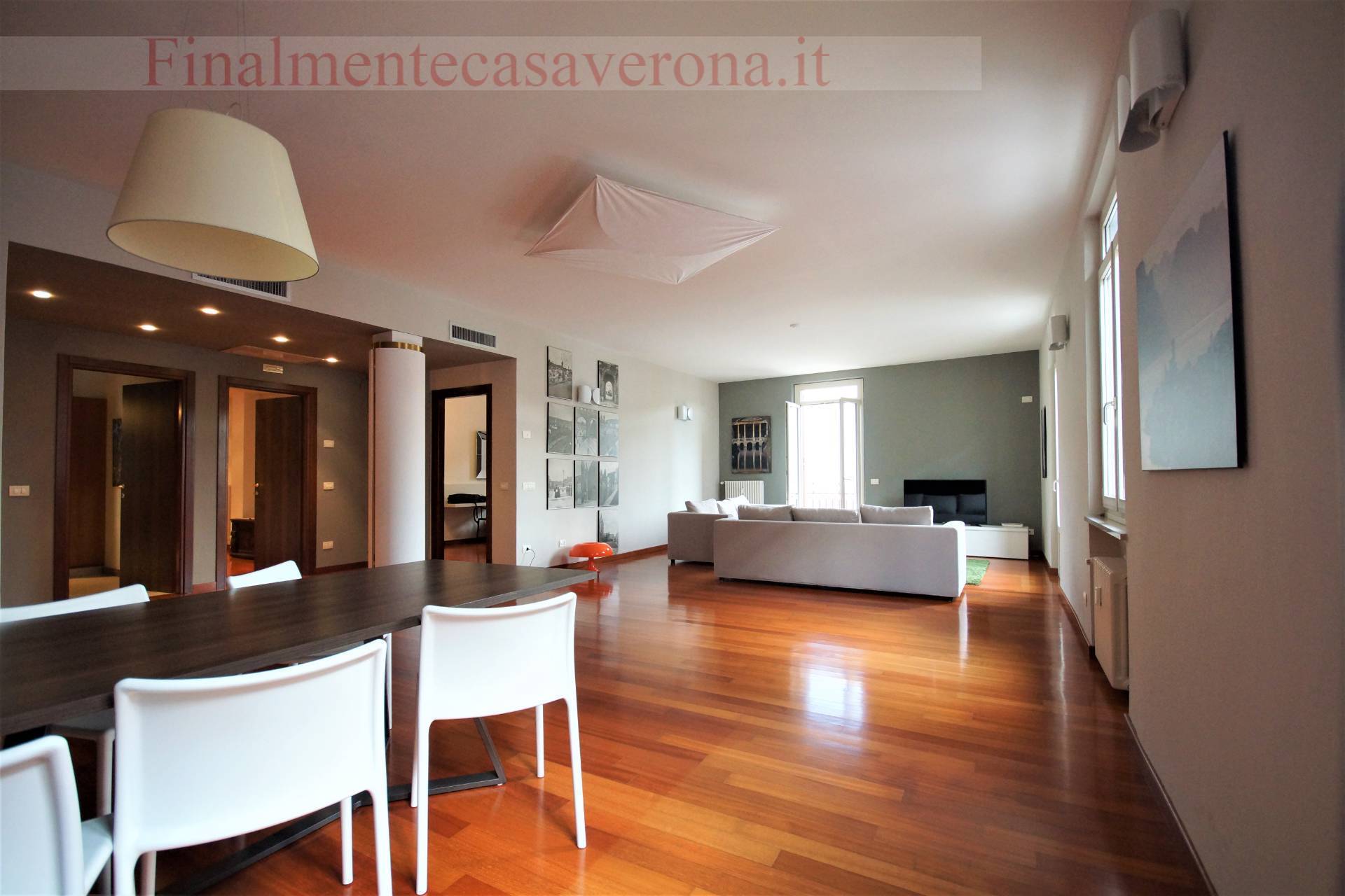 Appartamento in affitto a Verona, Centro storico