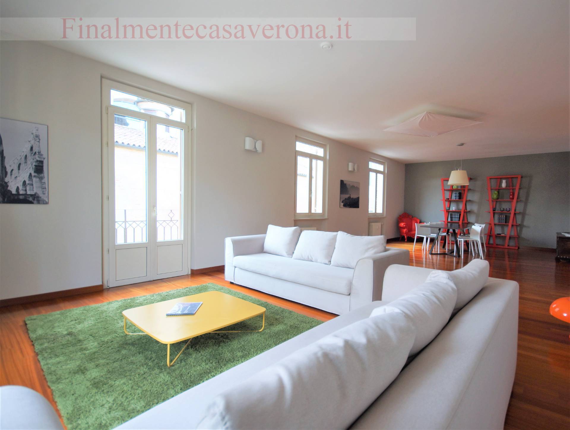 Appartamento in affitto a Verona, Centro storico