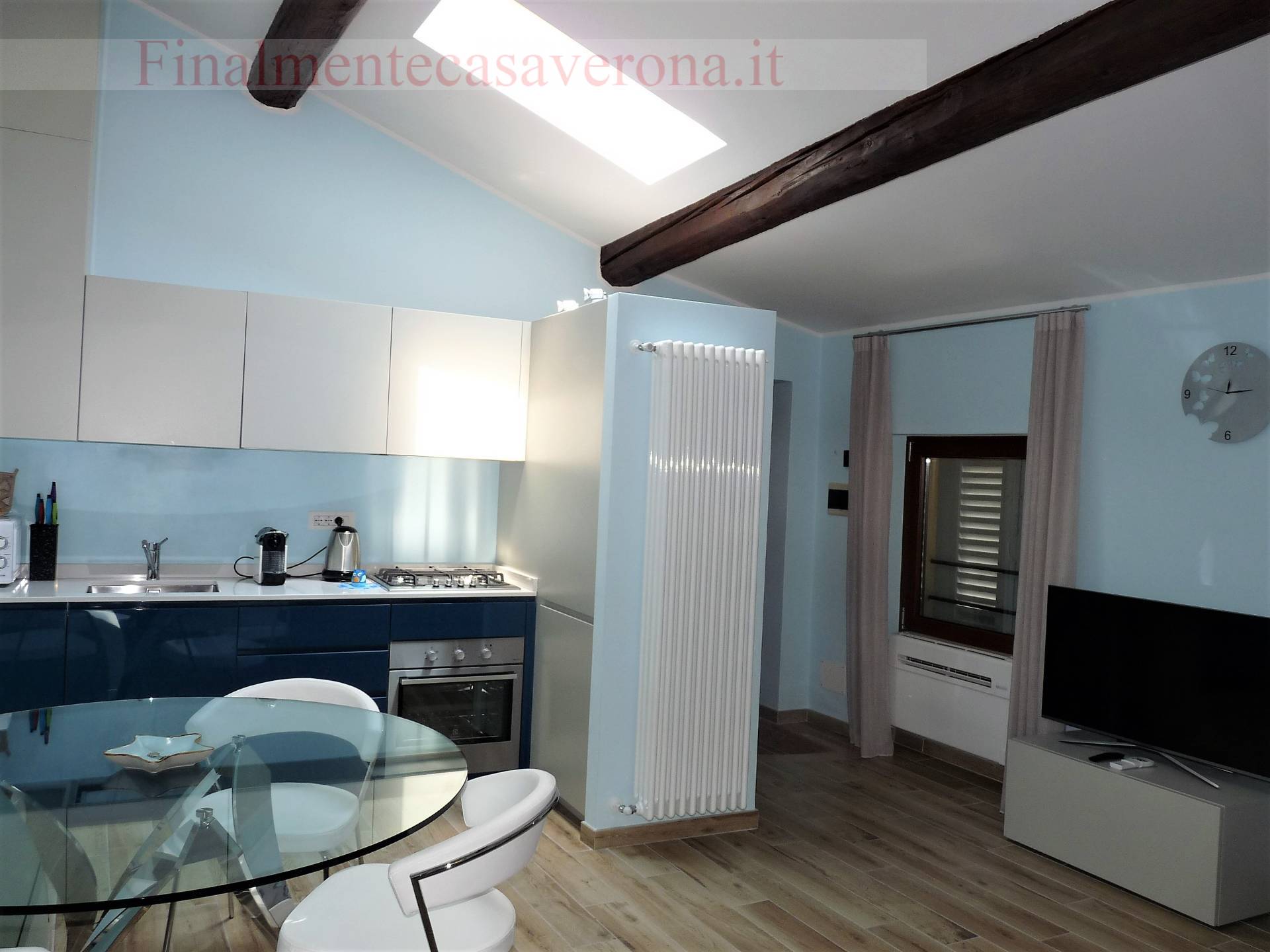 Appartamento in affitto a Verona, Centro storico