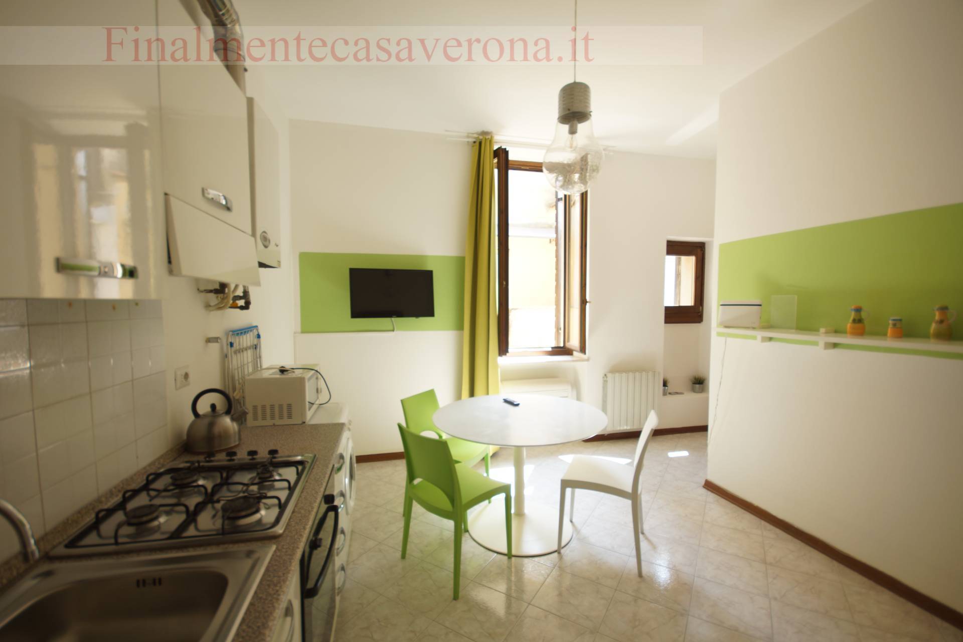 Appartamento in affitto a Verona, Centro storico