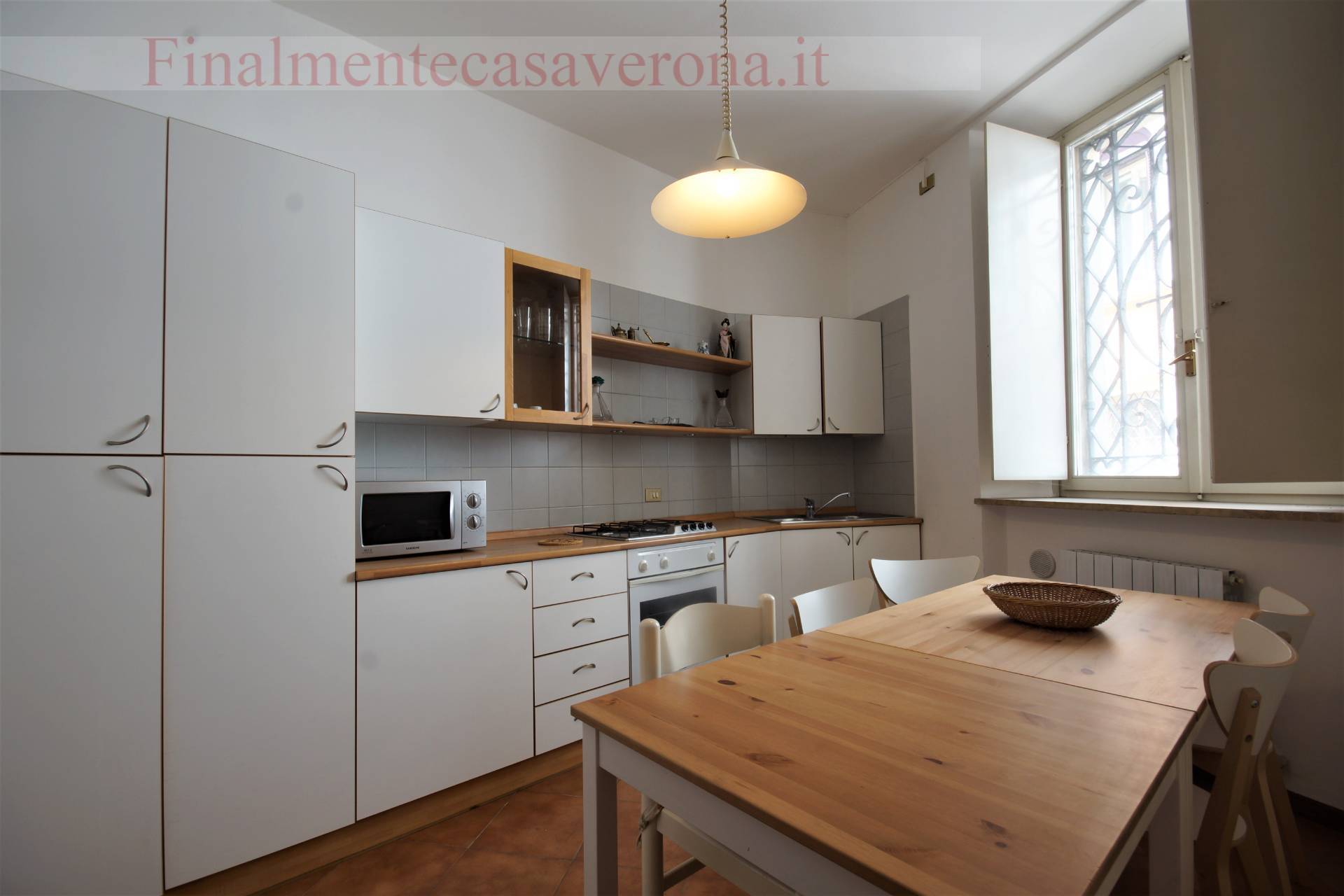 Appartamento in affitto a Verona, Fillippini