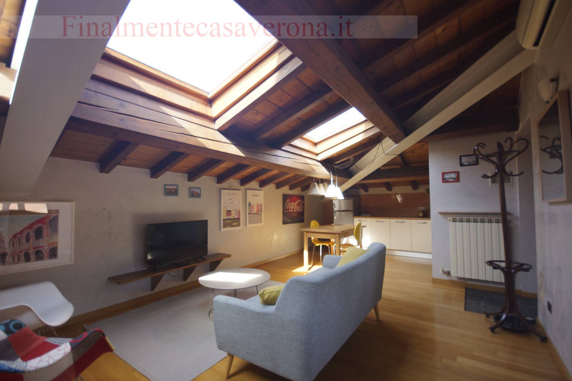 Appartamento in affitto a Verona, Centro storico