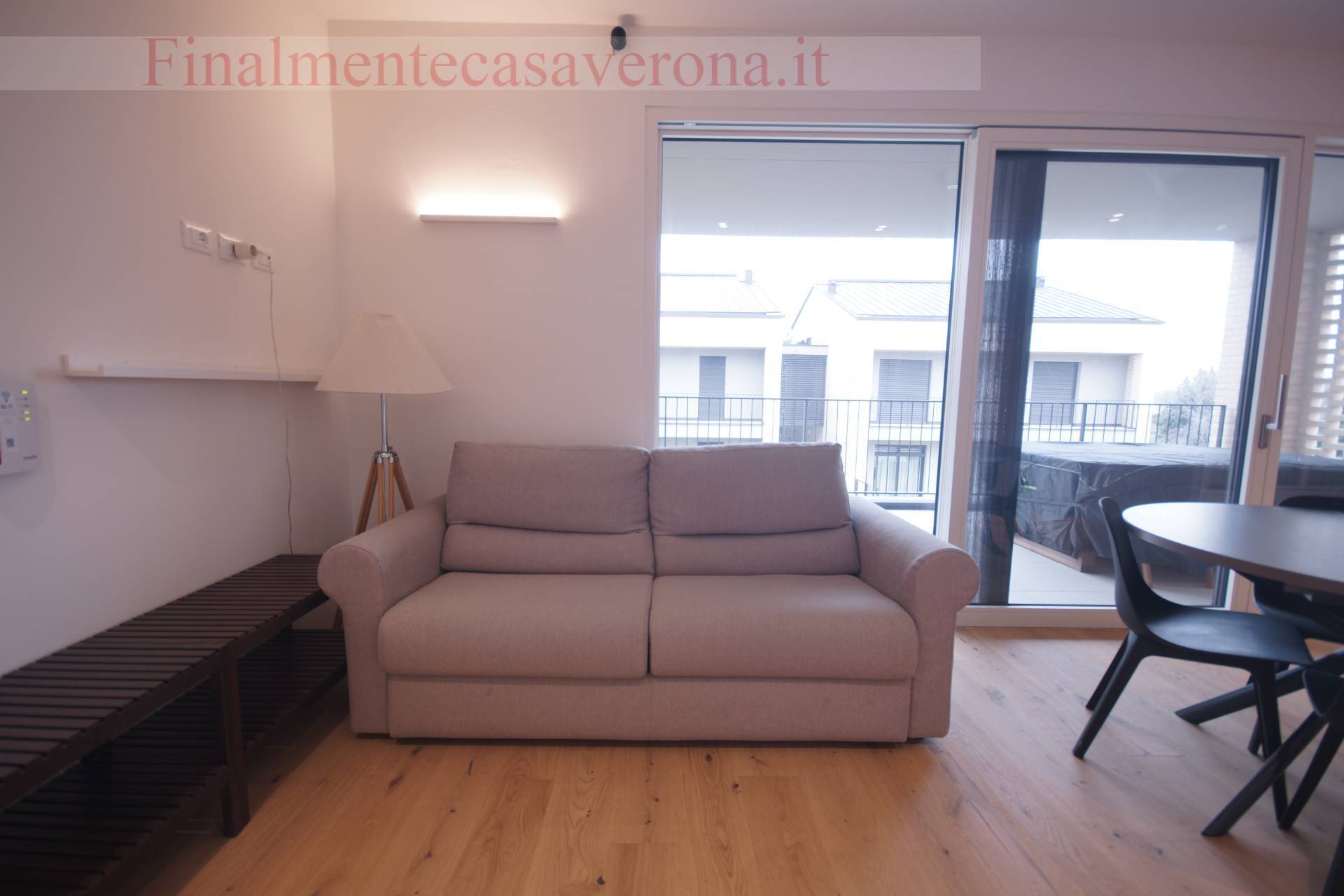 Appartamento in affitto a Peschiera del Garda