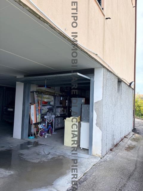 Box/Garage 23mq in vendita in strada provinciale 58, Massignano