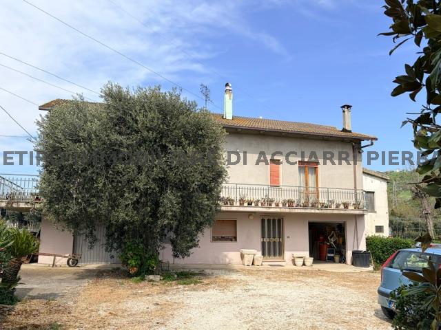 Casa indipendente in vendita in via piane santi 33, Massignano