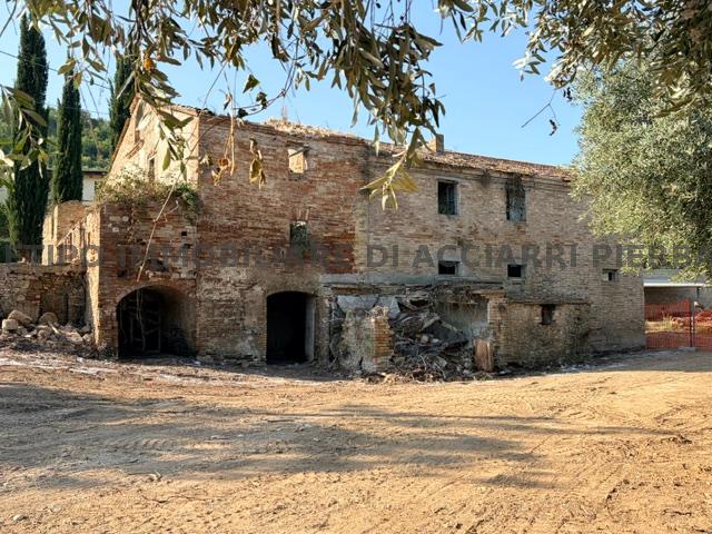Casa indipendente con giardino, Massignano periferia