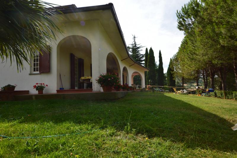 Villa in vendita a Castellina Marittima