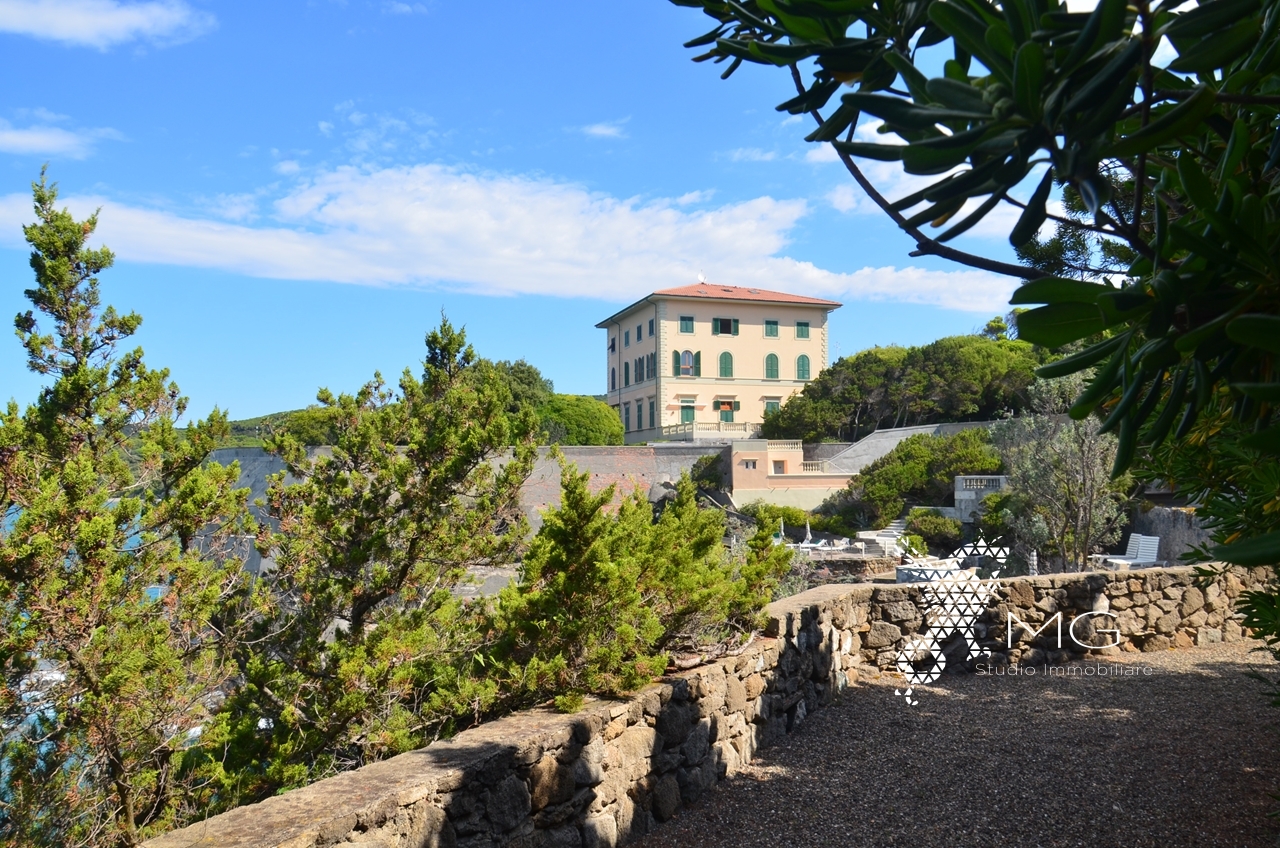 Appartamento in villa in vendita a Rosignano Marittimo, Castiglioncello