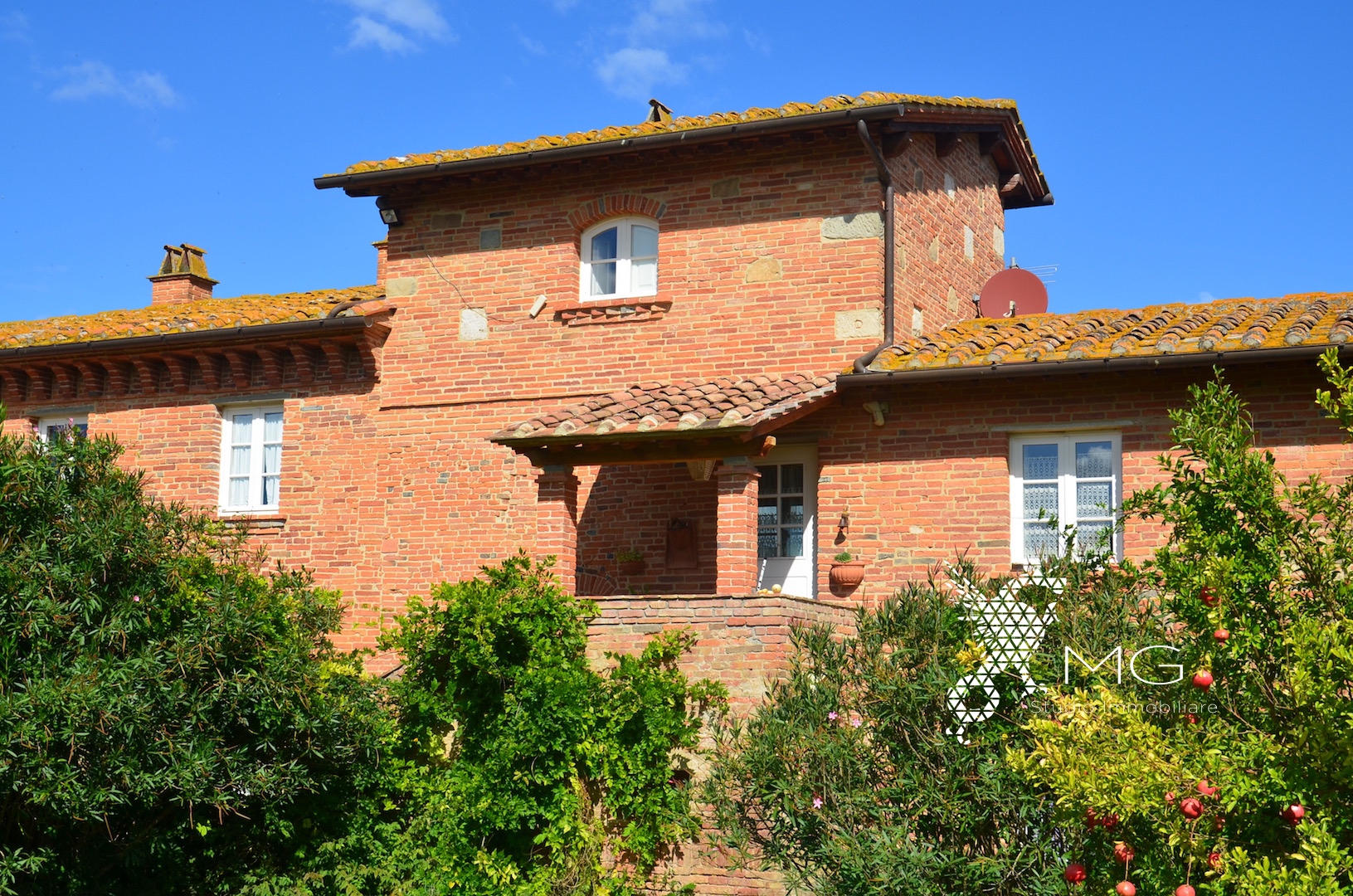 Contry House Toscana in vendita a Livorno