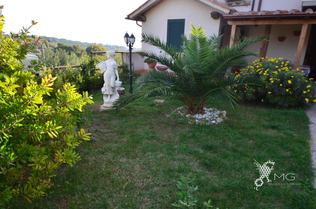 Appartamento in vendita a Guardistallo