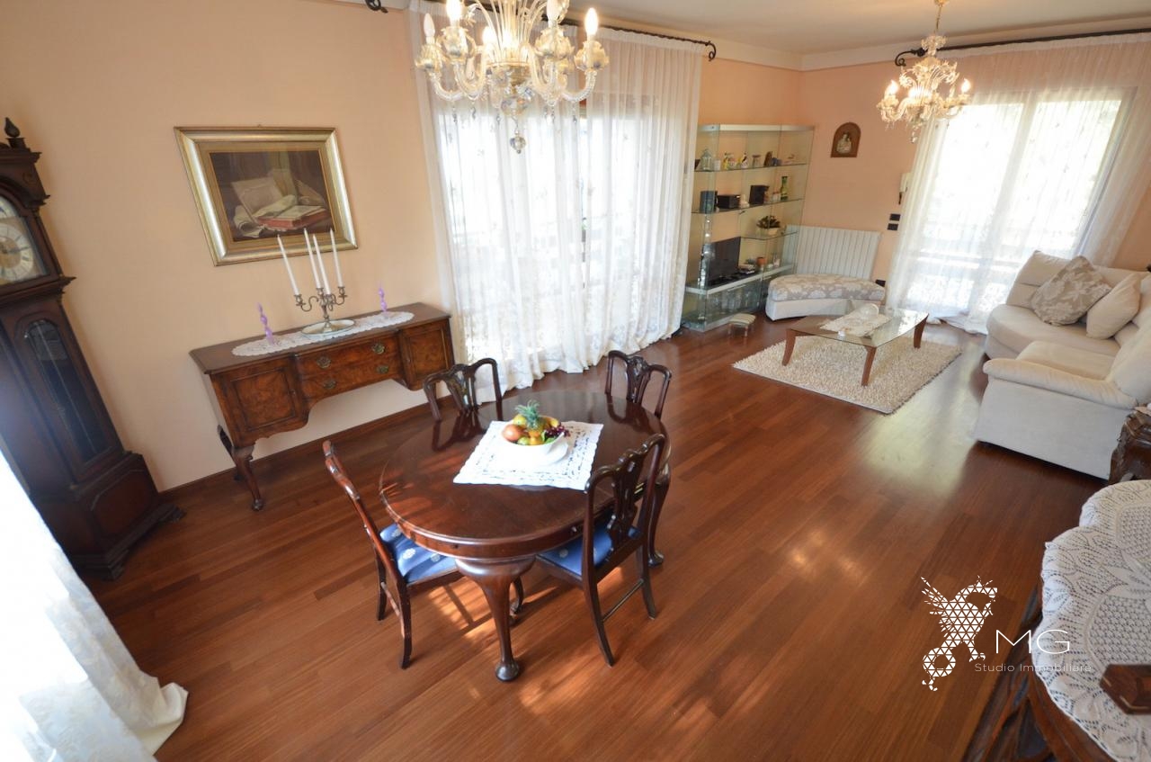 Villa in vendita a Livorno, Quercianella