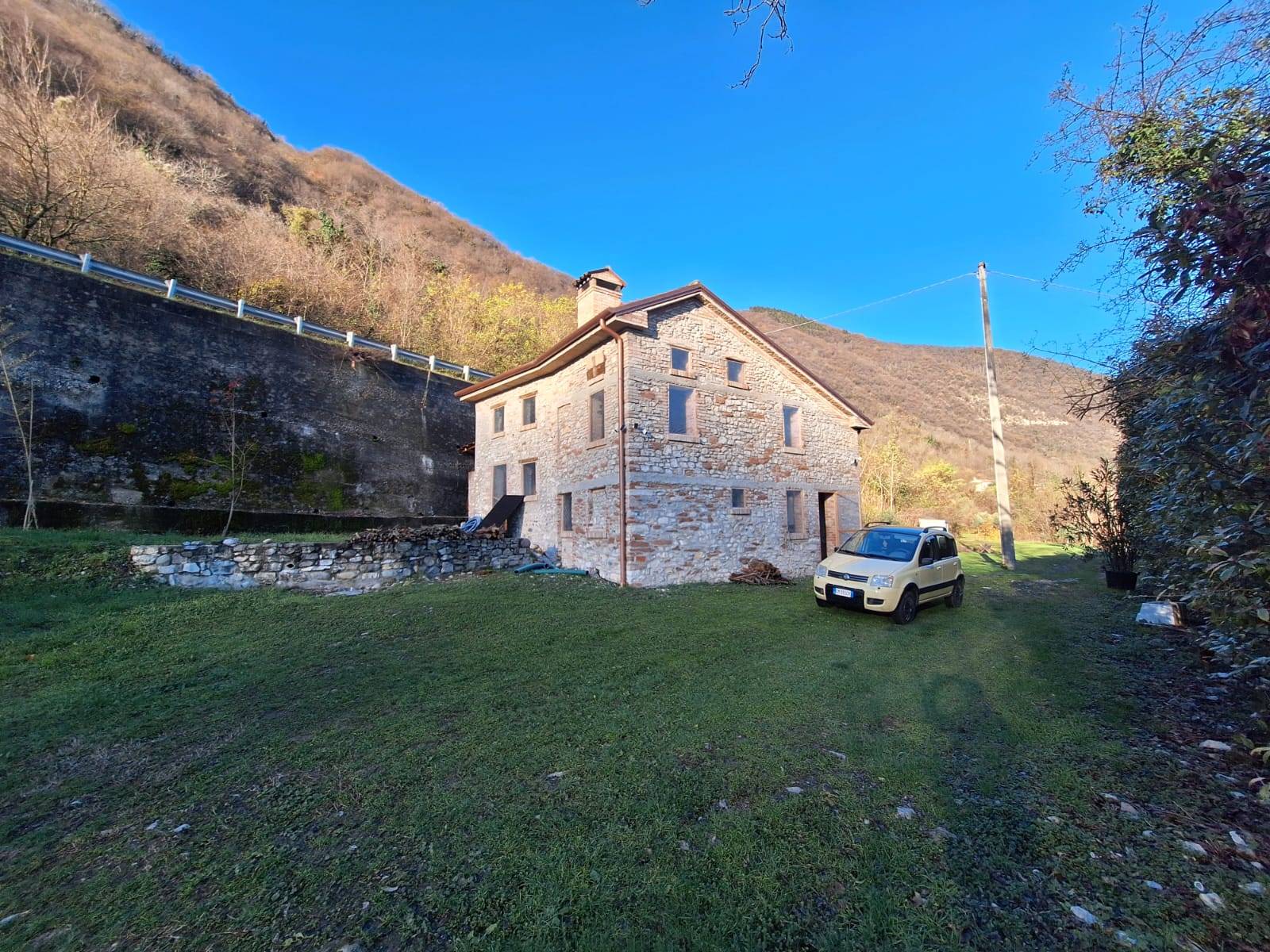 Rustico in vendita a Pederobba