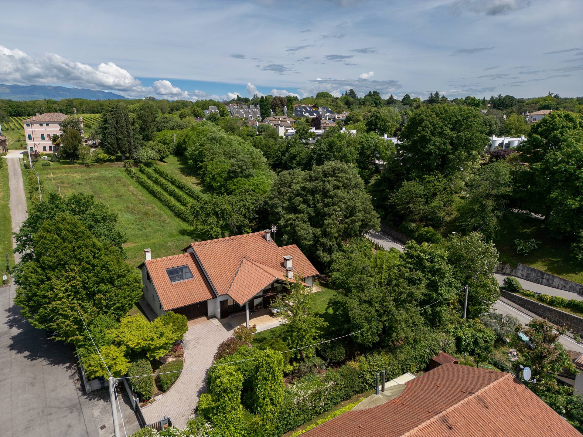 Villa in vendita a Montebelluna, Posmon