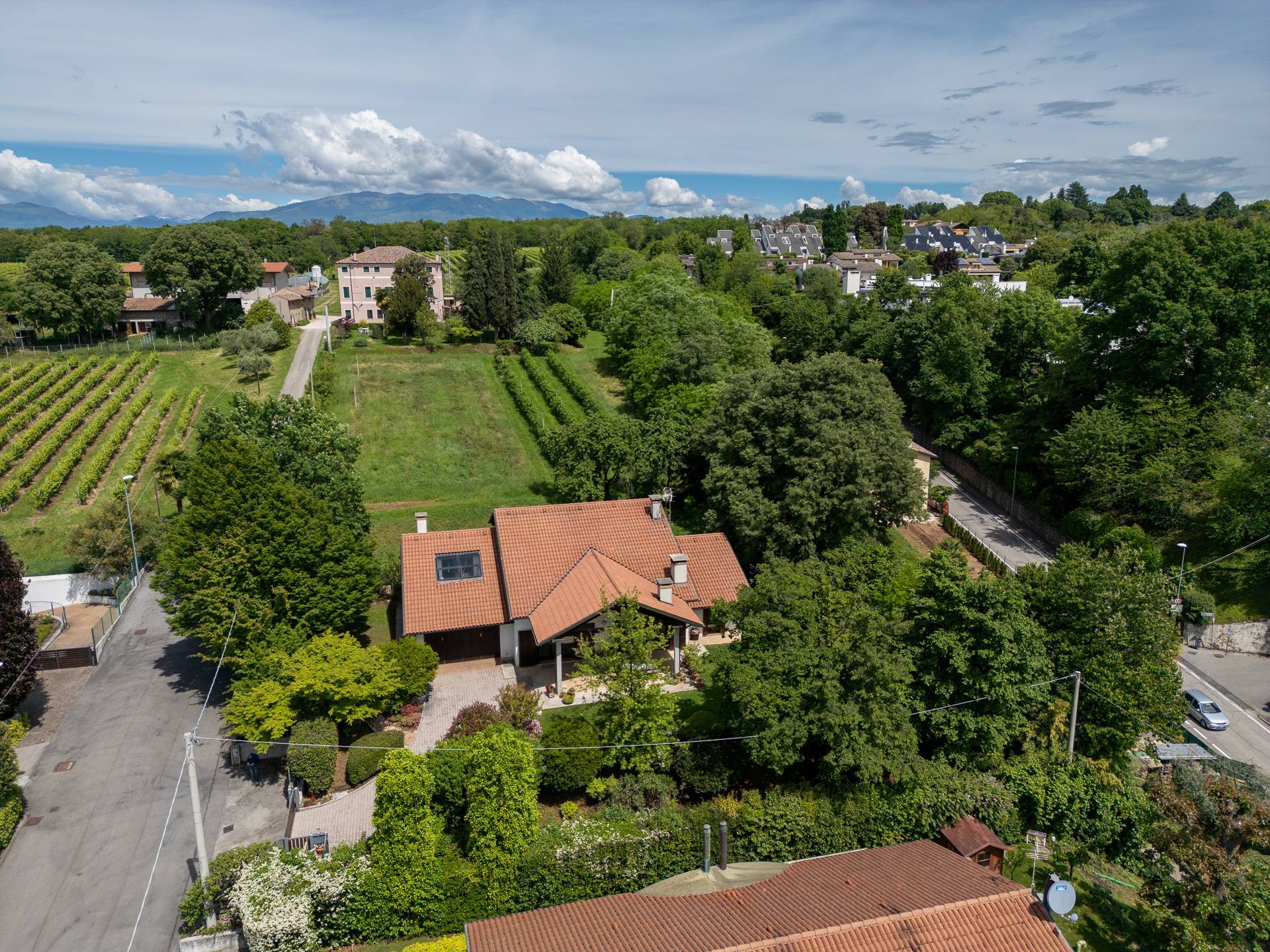 Villa in vendita a Montebelluna, Posmon