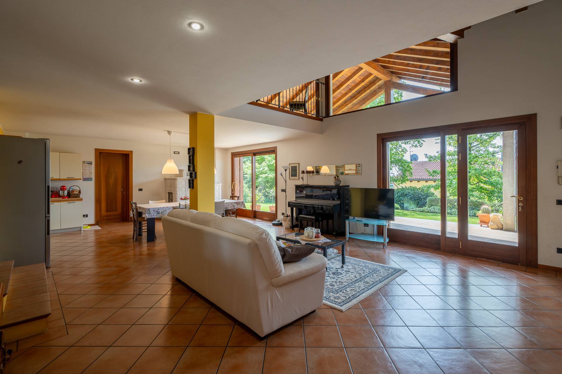 Villa in vendita a Montebelluna, Posmon