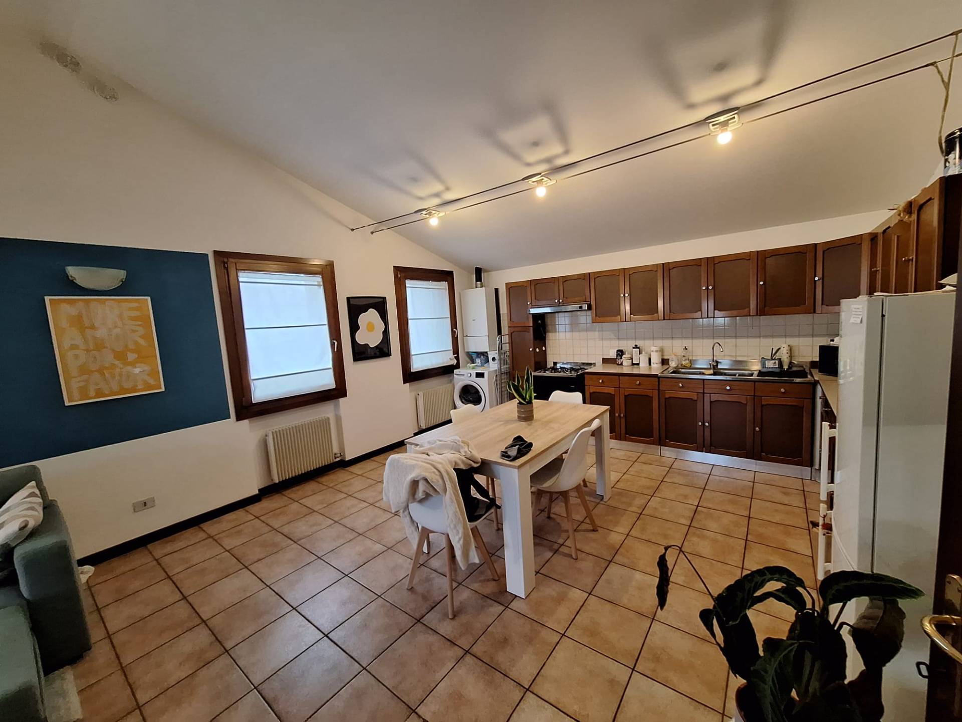 Appartamento in vendita a Montebelluna, Biadene