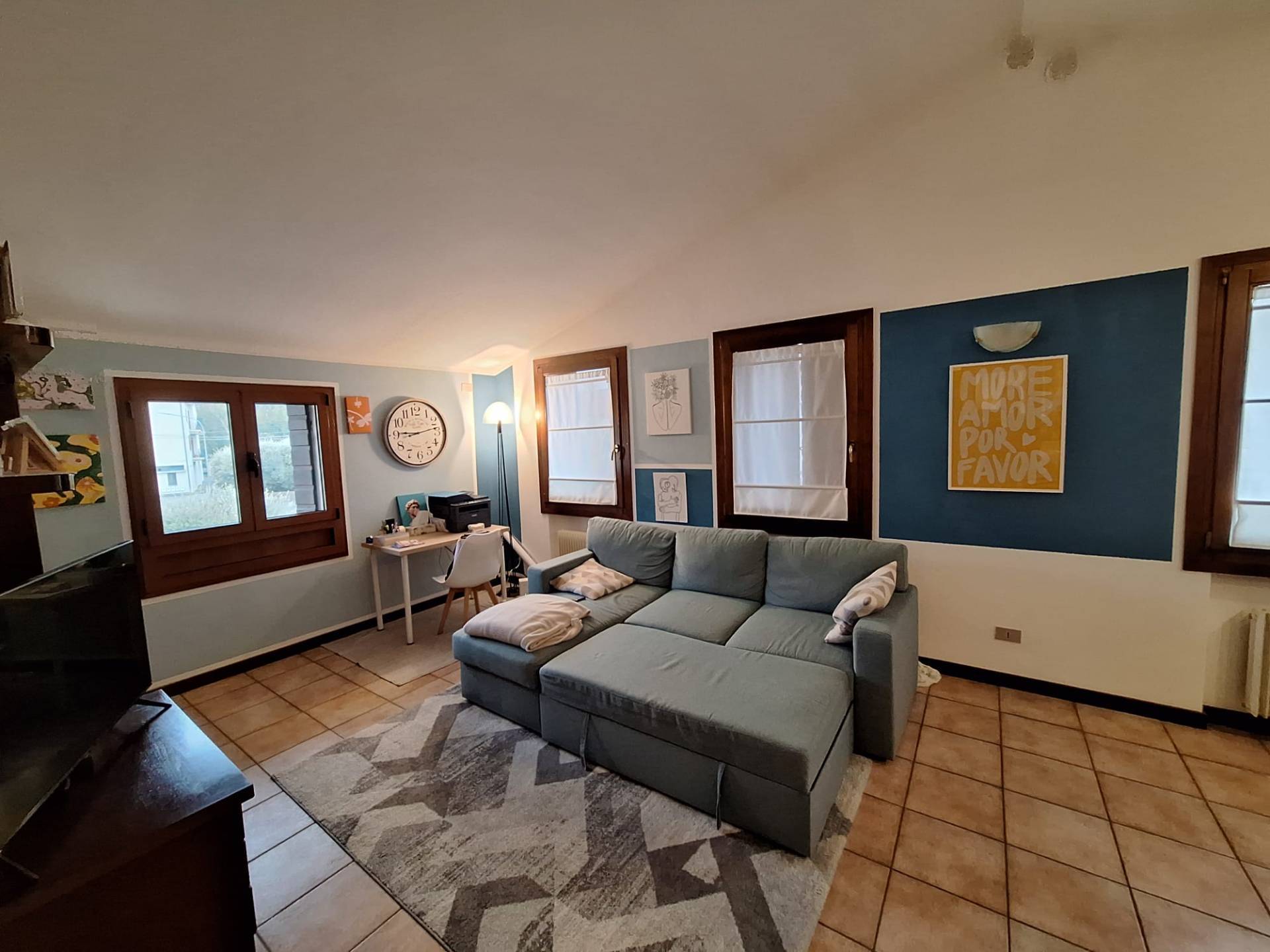 Appartamento in vendita a Montebelluna, Biadene