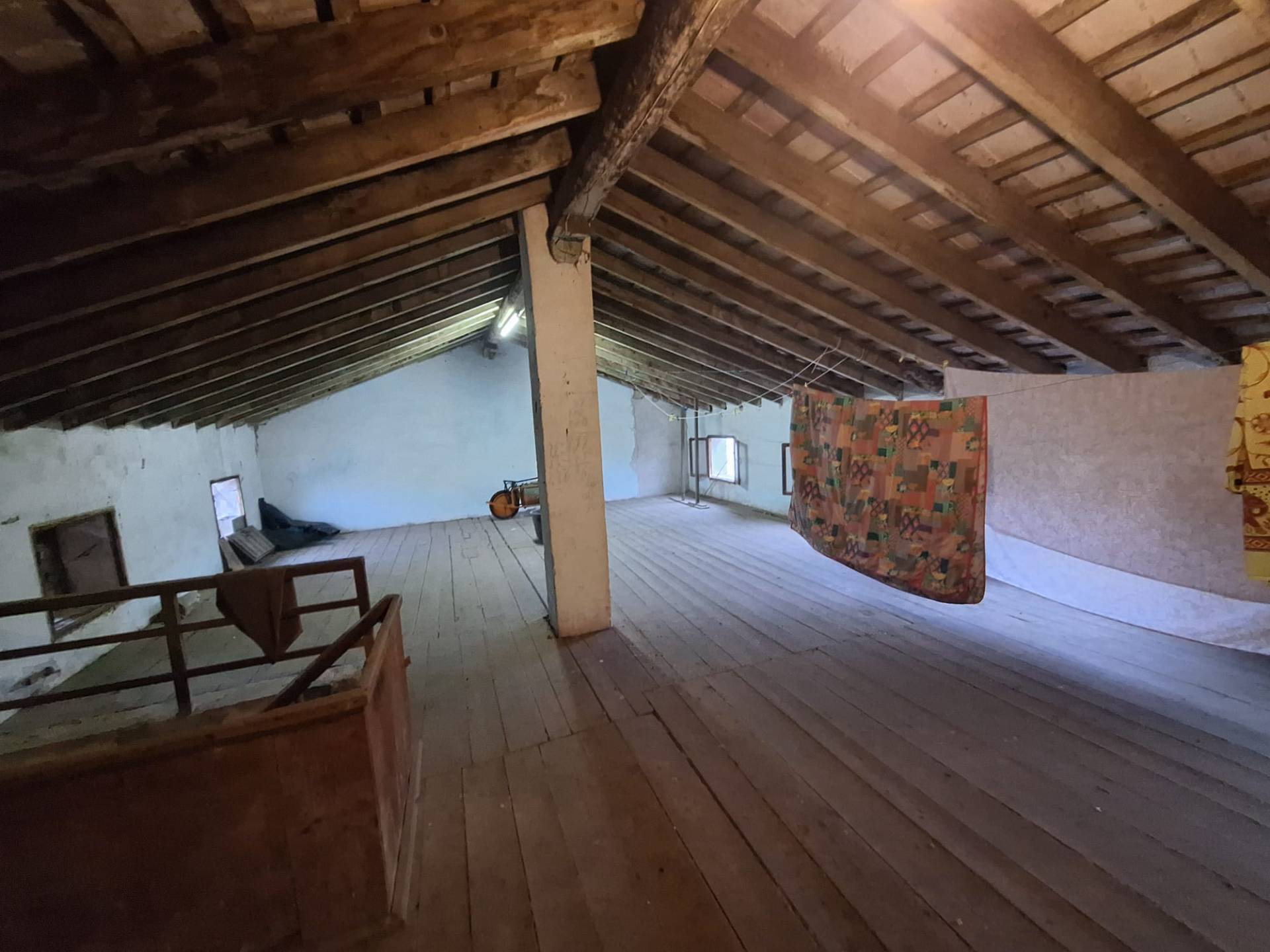 Rustico in vendita a Crocetta del Montello, Nogar