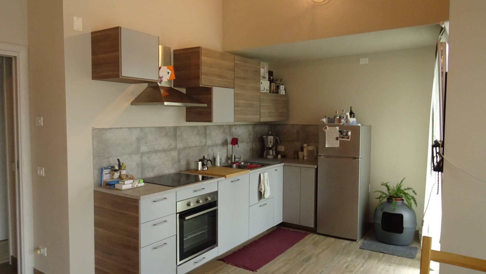 Appartamento in affitto a Montebelluna, Guarda