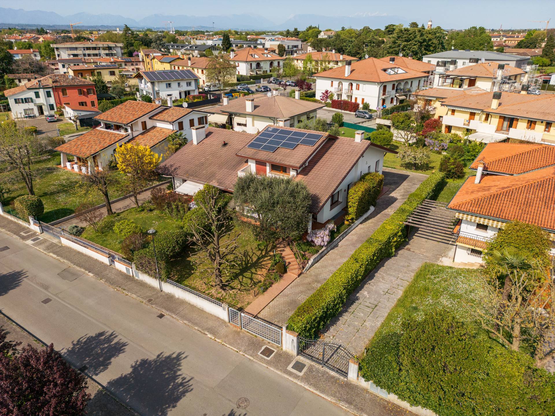 villa bifamiliare in vendita a Ponzano Veneto, Paderno (capoluogo)