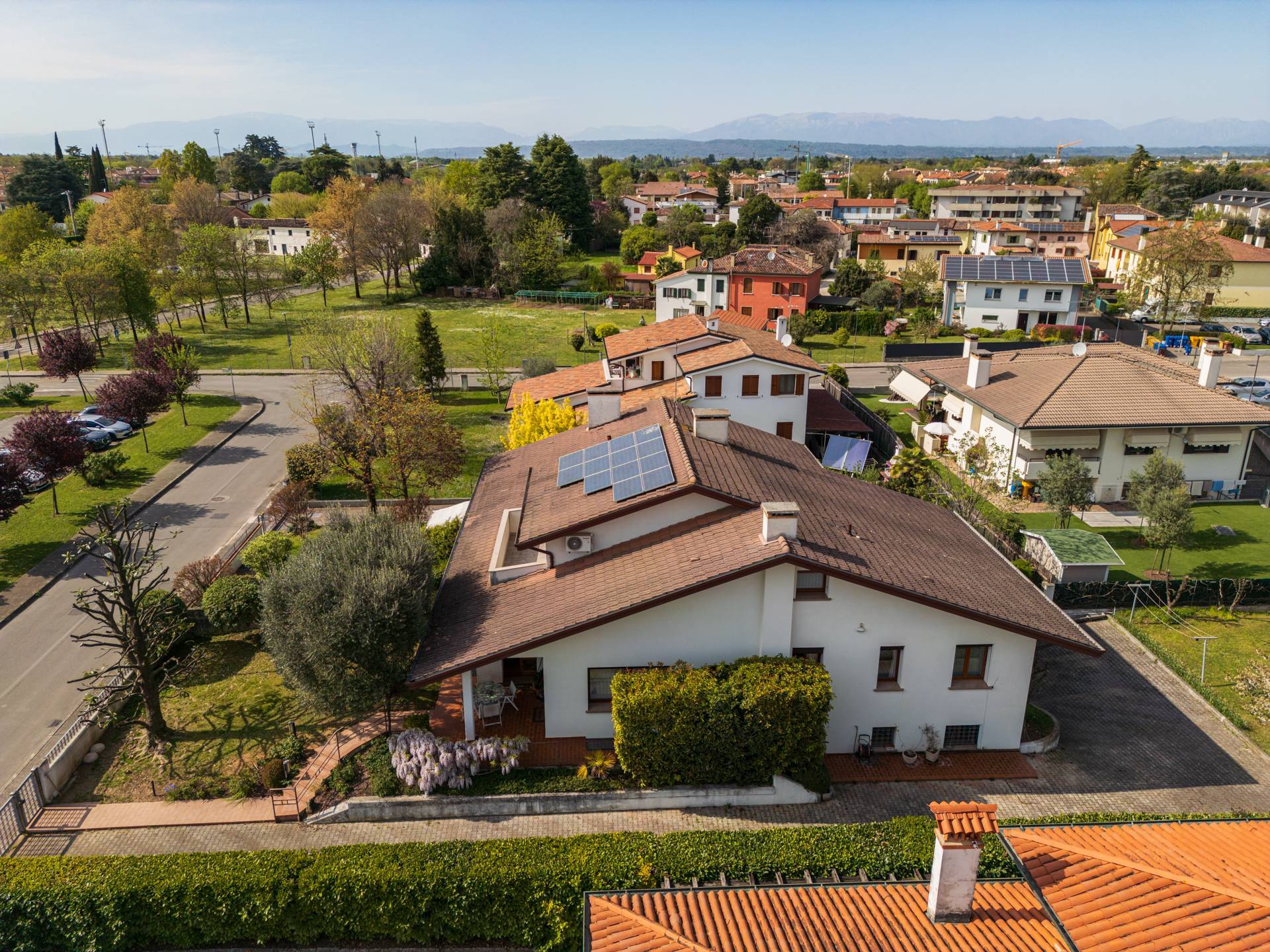 villa bifamiliare in vendita a Ponzano Veneto, Paderno (capoluogo)