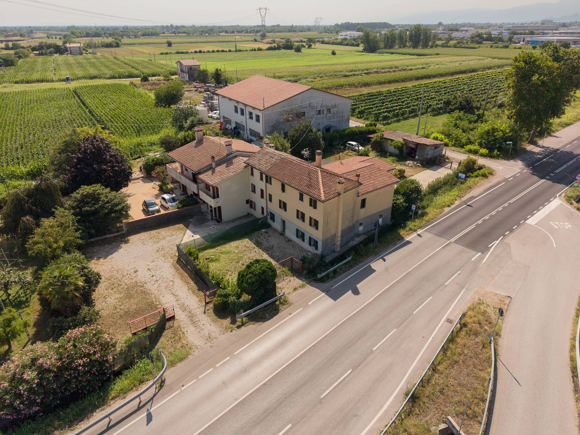 villa a schiera in vendita a Montebelluna, Guarda