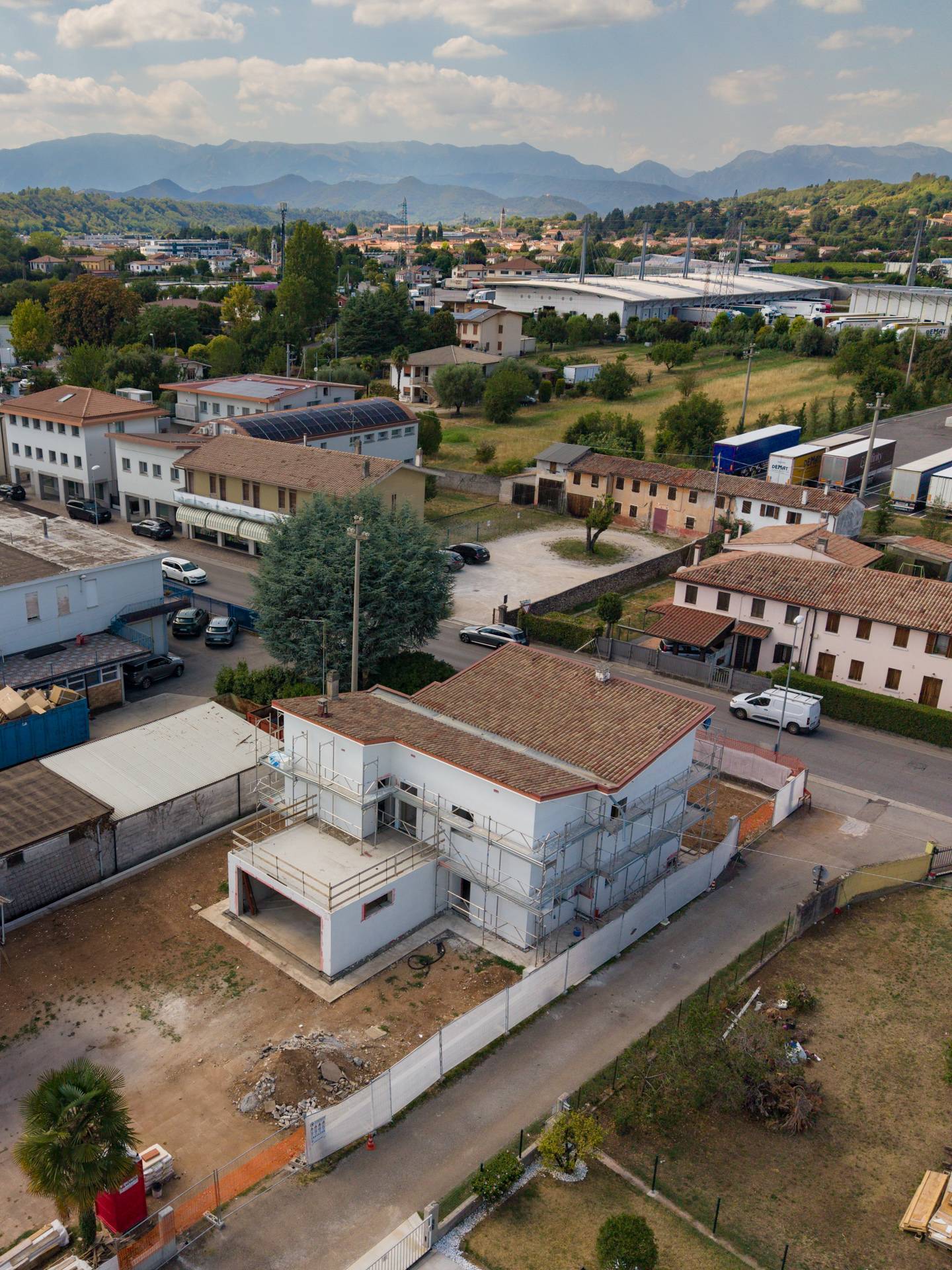 Villa in vendita a Montebelluna, Caonada