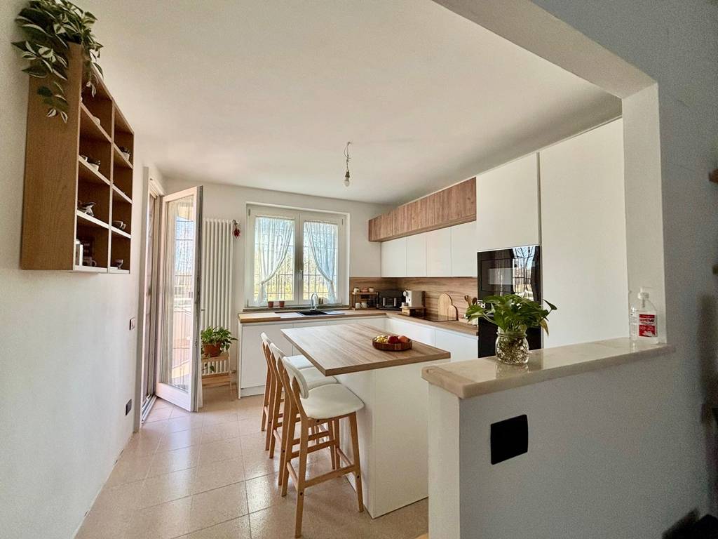 Villa in vendita a Lacchiarella