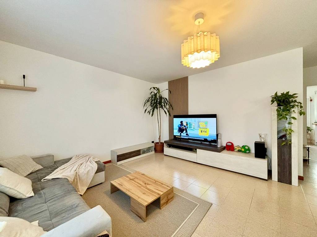 Villa in vendita a Lacchiarella