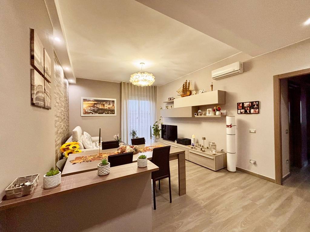 Appartamento in vendita a Muggi