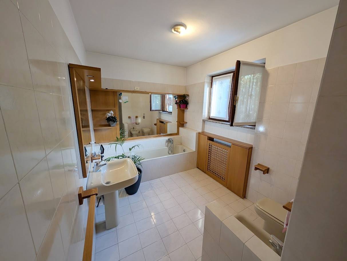 Villa in vendita a Paderno Dugnano