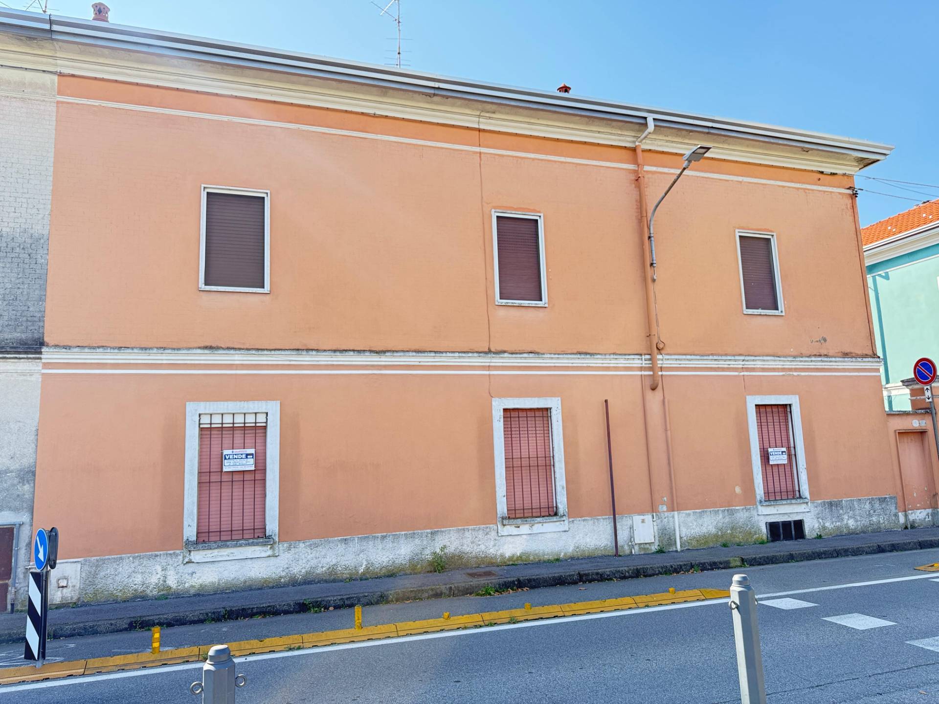 Villetta bifamiliare in vendita a Vanzaghello