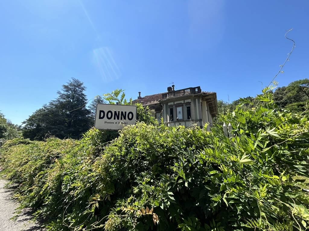 Edificio commerciale o terziario in vendita a Strona