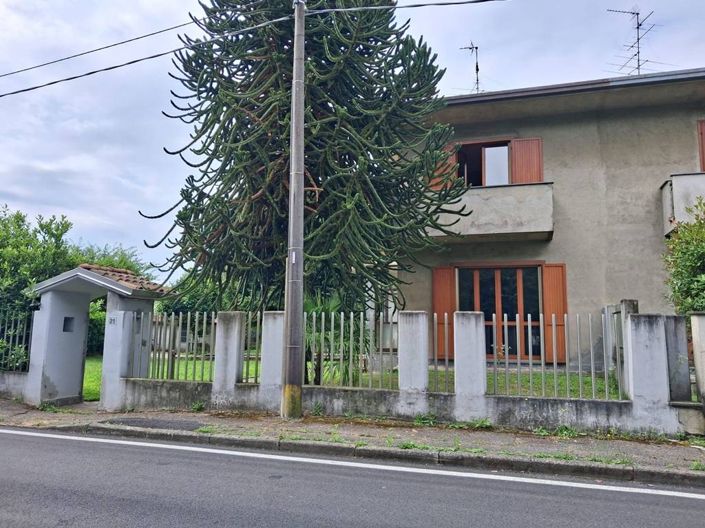 Villetta bifamiliare in vendita a Seveso